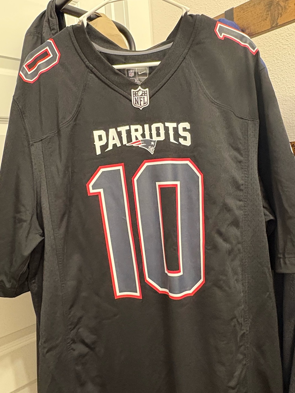 Nike Me s New England Patriots #10 Jersey -XL
